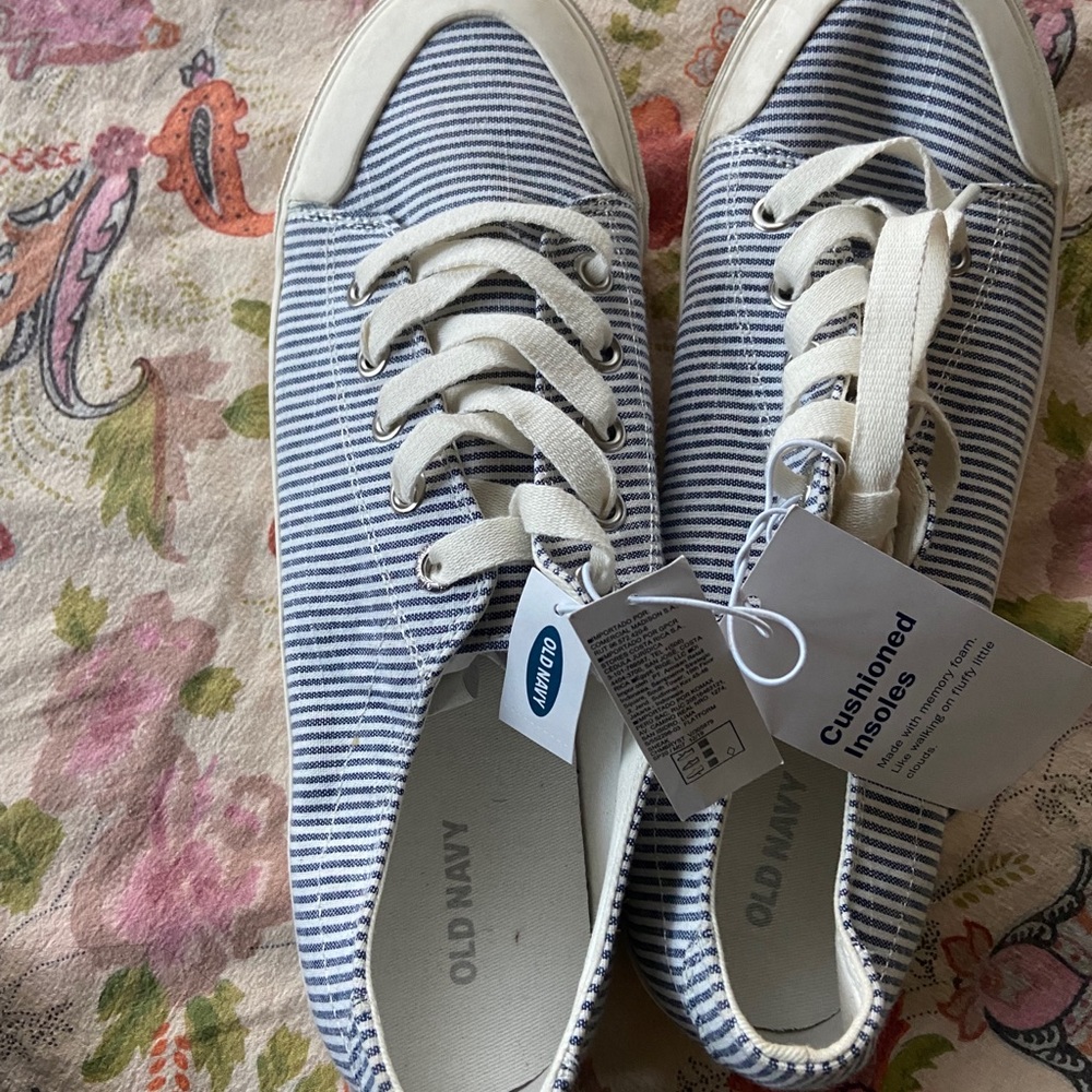 Old Navy blue/white striped sneakers